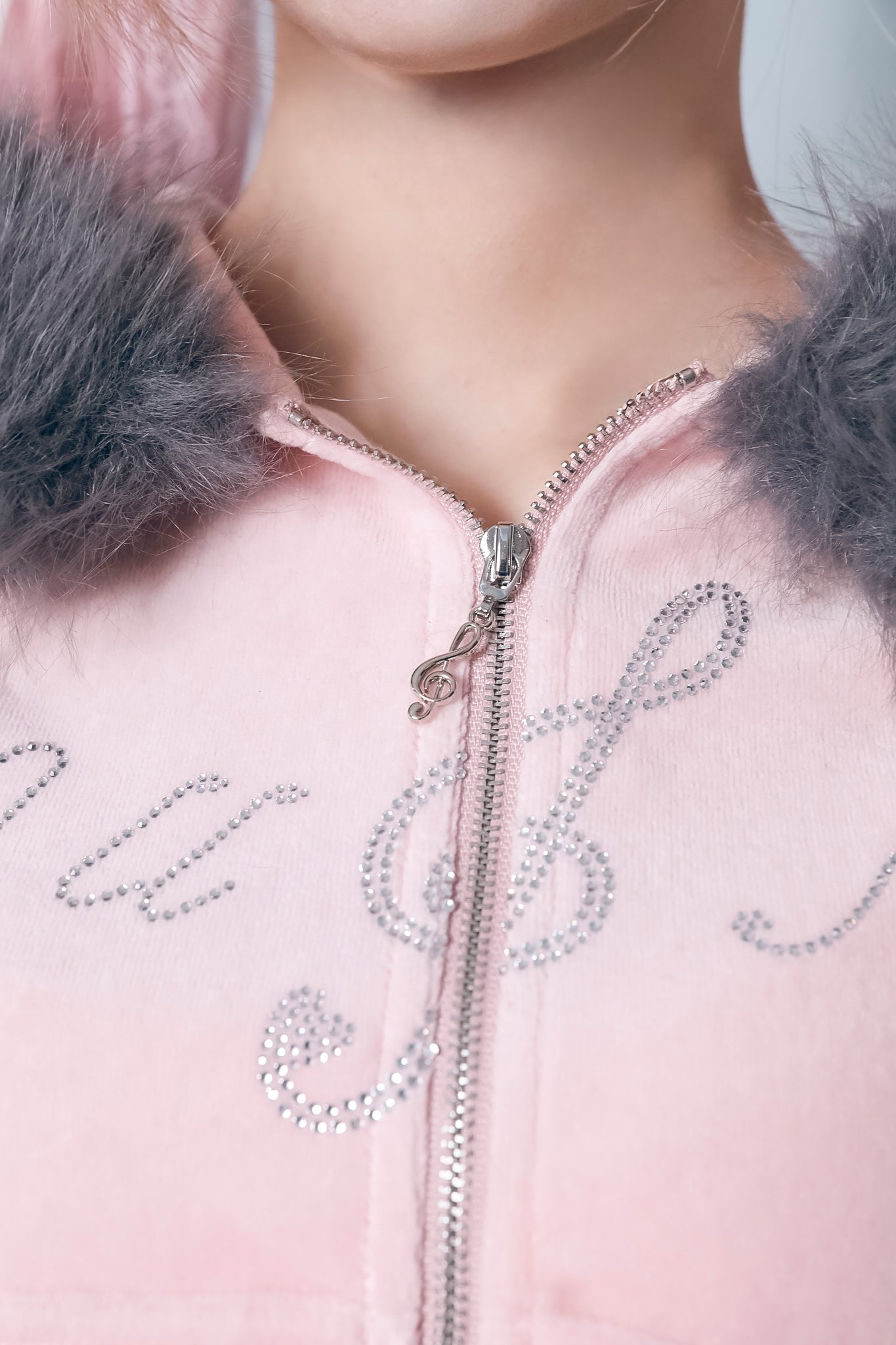 ♫⋆。♪popstar velour top ₊˚♬ ゚. available from February 3rd!